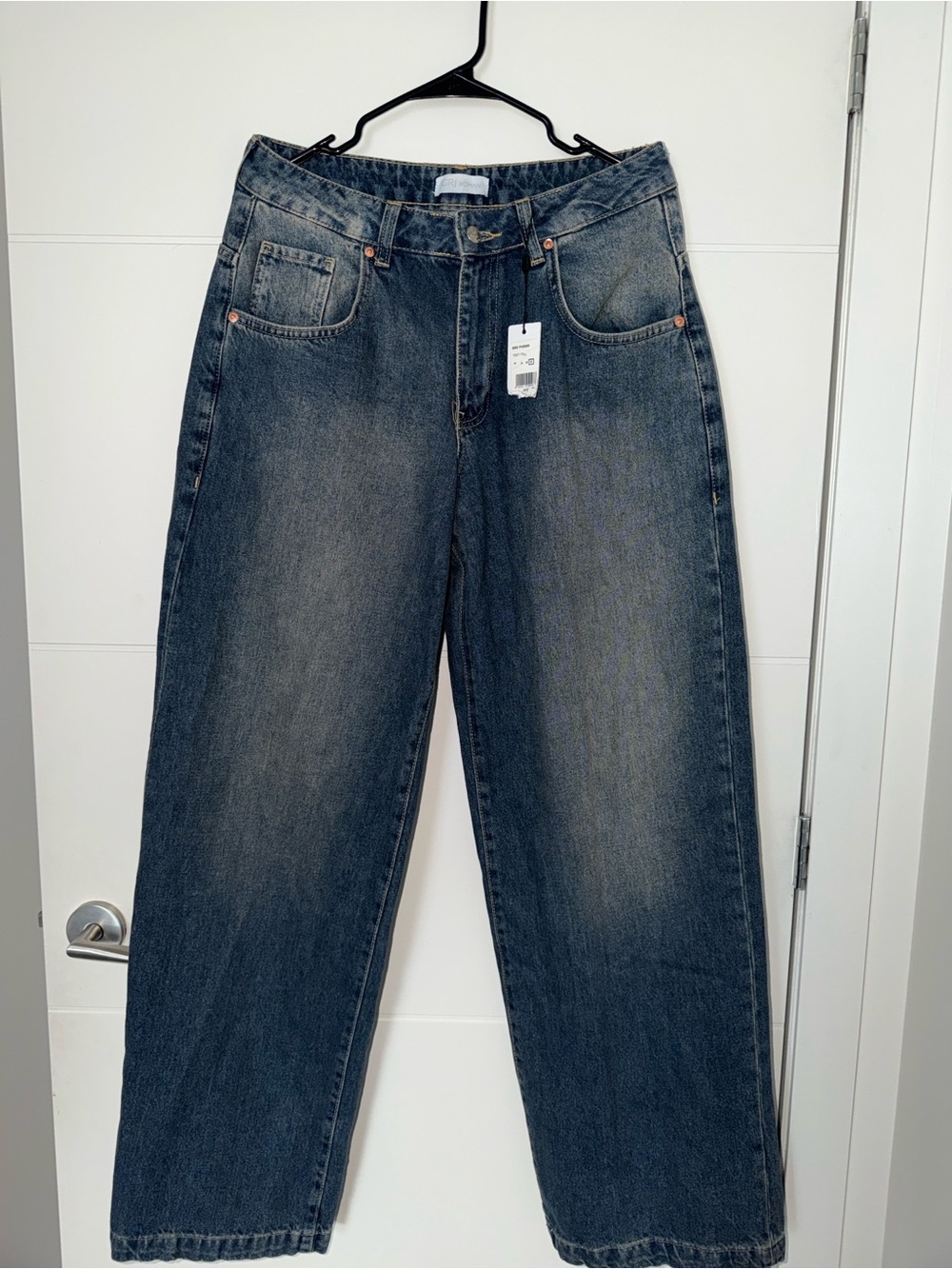 Straight Leg Women’s Jeans in Washed Dark Blue